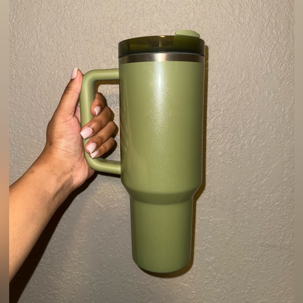olive green starbucks stanley - Picture 2 of 3